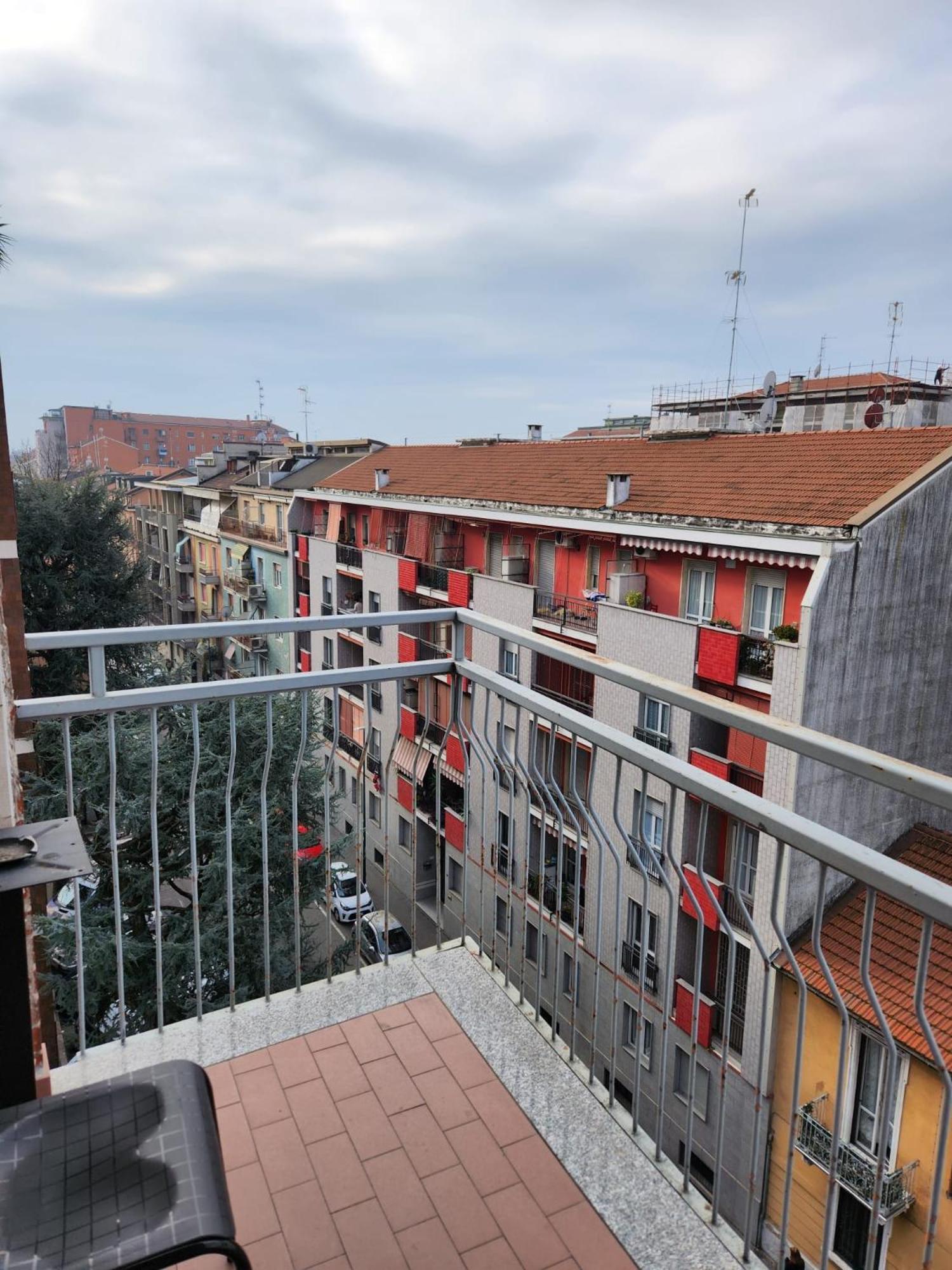 Guesthouse - Metro M1 Sesto Rondo Sesto San Giovanni Exterior photo